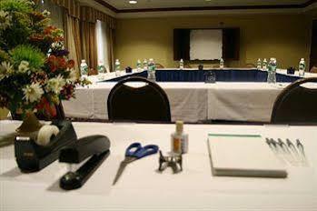 Hampton Inn&suites Newark-harrison-riverwalk