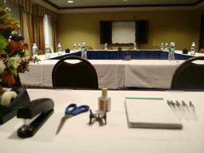 Hampton & Newark-harrison-riverwalk Hotel 3*