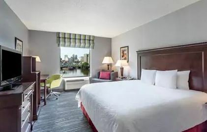 Hampton & Newark-harrison-riverwalk Hotel